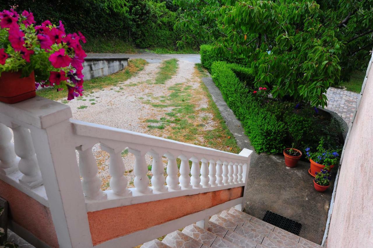 Apartmani Margeta ラブ エクステリア 写真