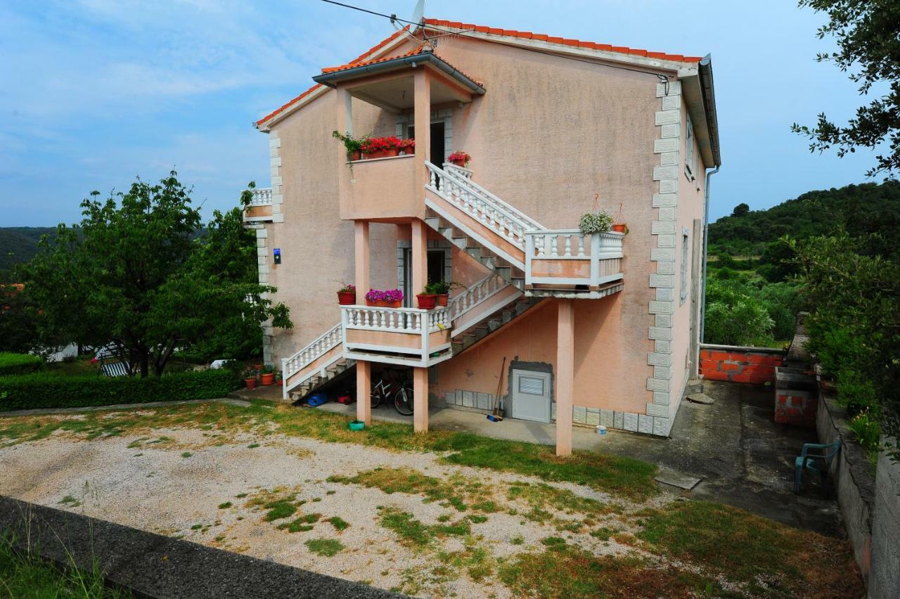 Apartmani Margeta ラブ エクステリア 写真